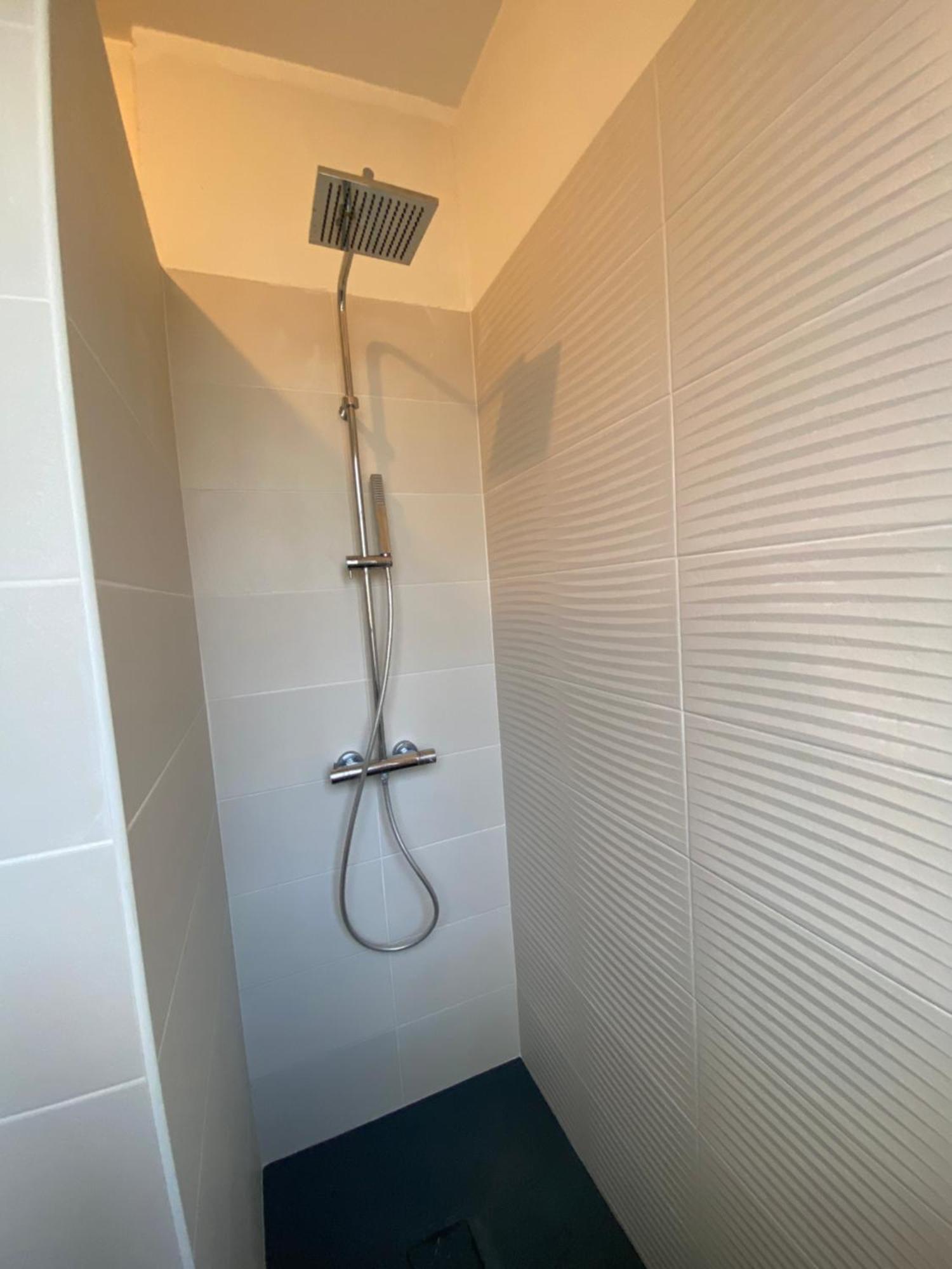 Chambre Hotes Montpinchon Екстериор снимка